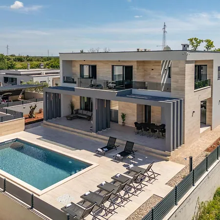 Casa vacanze Front In Nin