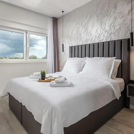 Hébergement de vacances Awesome In With House Sea View *