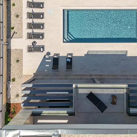 Awesome In With House Sea View Hébergement de vacances Nin